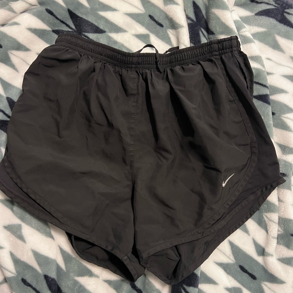 Nike Black Athletic Shorts Lightweight Elastic Waist